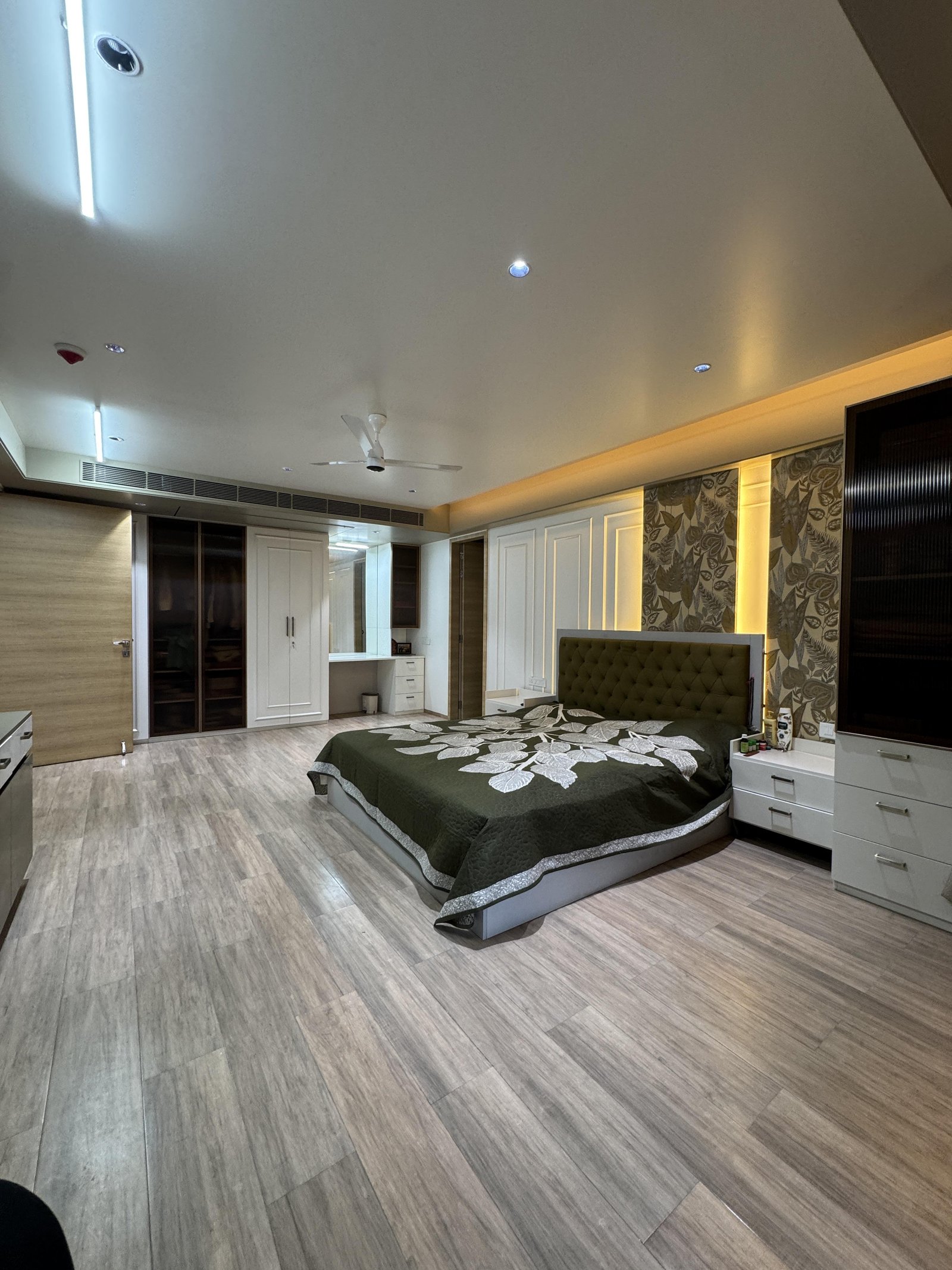 Luxury 5.5 BHK Duplex at Baner - Balewadi