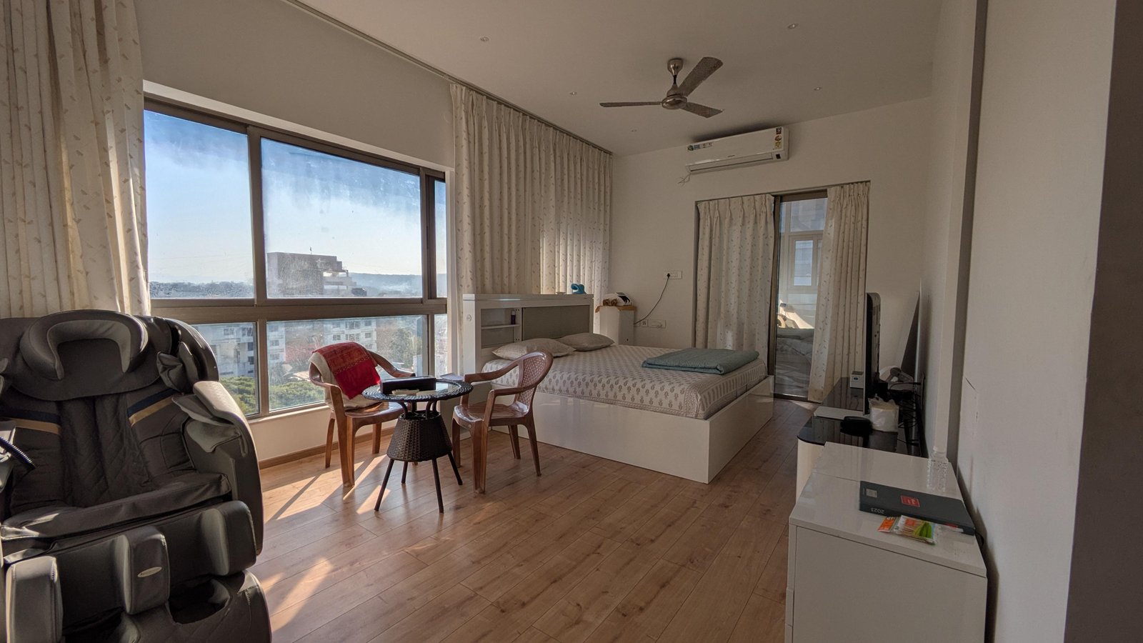 4.5BHK at Model Colony