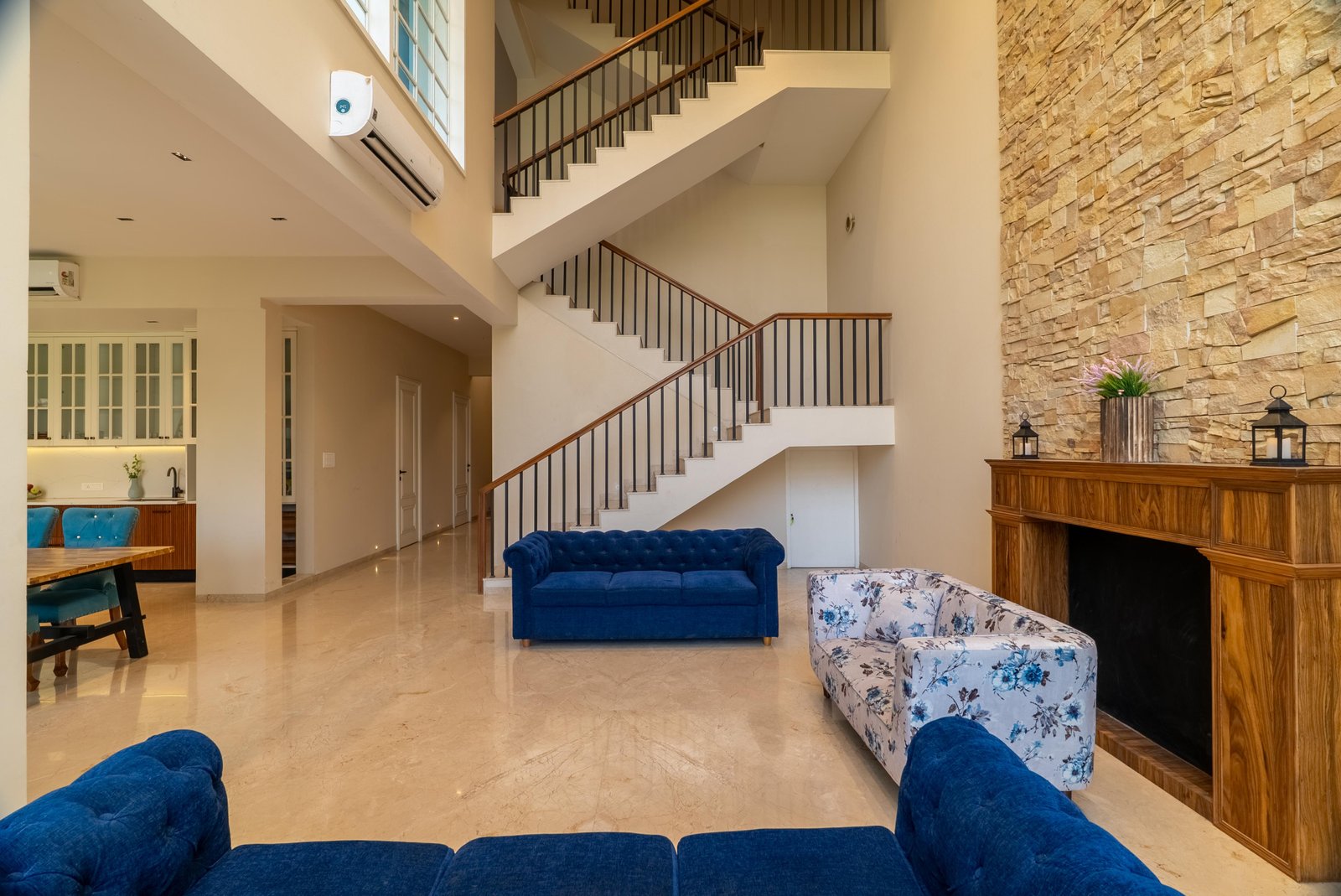 6 Bedroom Golf Course Villa at Mumbai-Pune Expressway